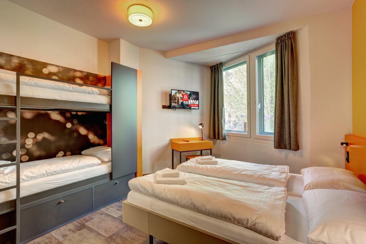 Meininger Hotel Muenchen Olympiapark Bagian luar foto