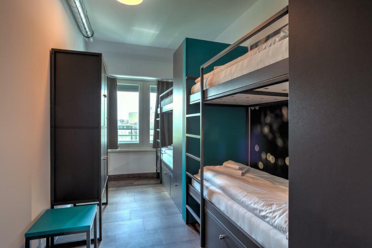 Meininger Hotel Muenchen Olympiapark Bagian luar foto