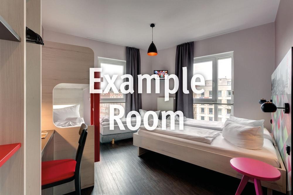 Meininger Hotel Muenchen Olympiapark Bagian luar foto